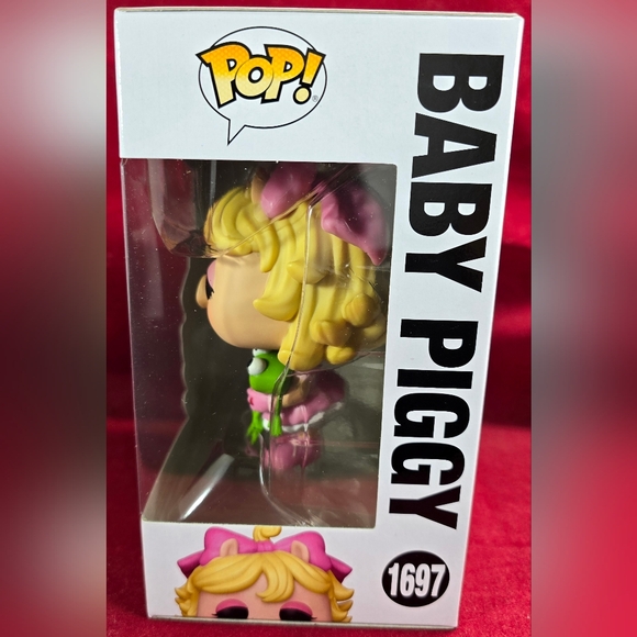 Baby Piggy Funko #1697 (Nib) With Pop Protector - Picture 5 of 7